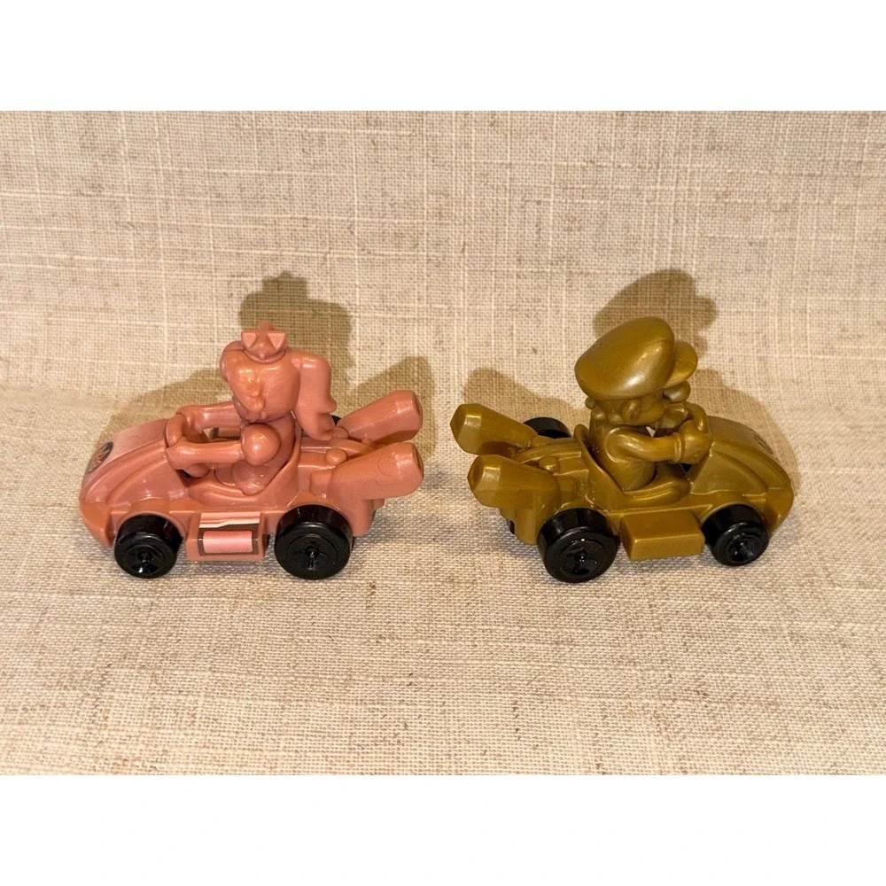 Nintendo Gold Mario Kart 8 Deluxe Happy Meal Toys Pink Gold Peach Nintendo